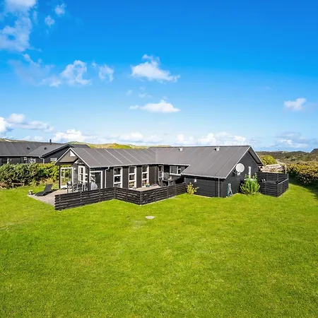 Lovely In With Kitchen Holiday home *
